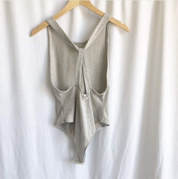 Sadie & Sage earthy tone taupe ribbed bodysuit - Picture 2 of 4